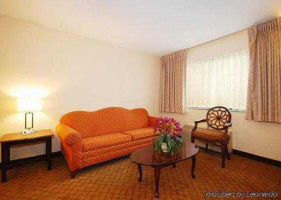 Quality Inn & Suites College Park Quarto foto