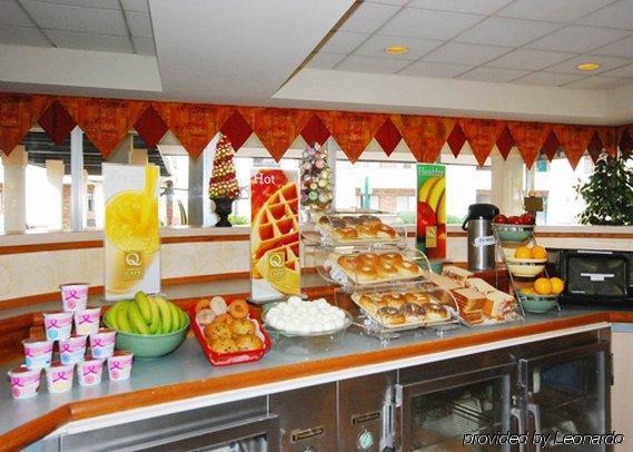 Quality Inn & Suites College Park Restaurante foto